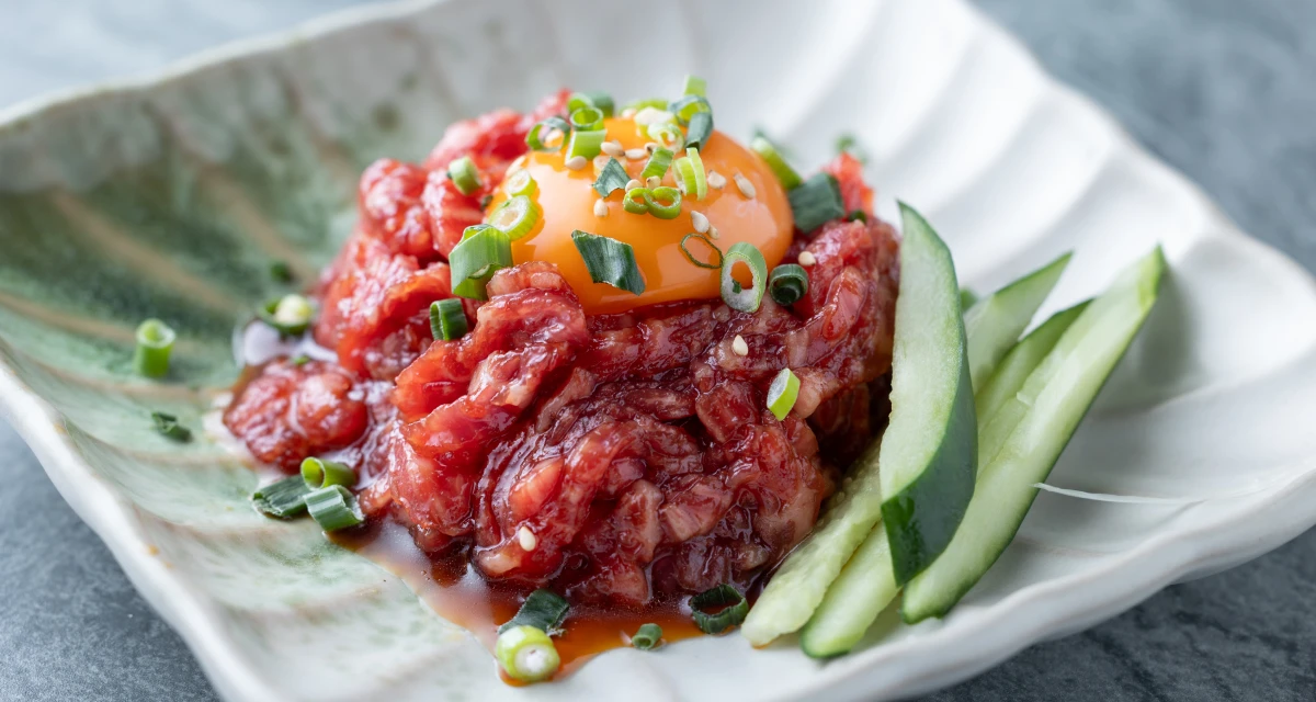 肉料理を中心に単品メニューも充実